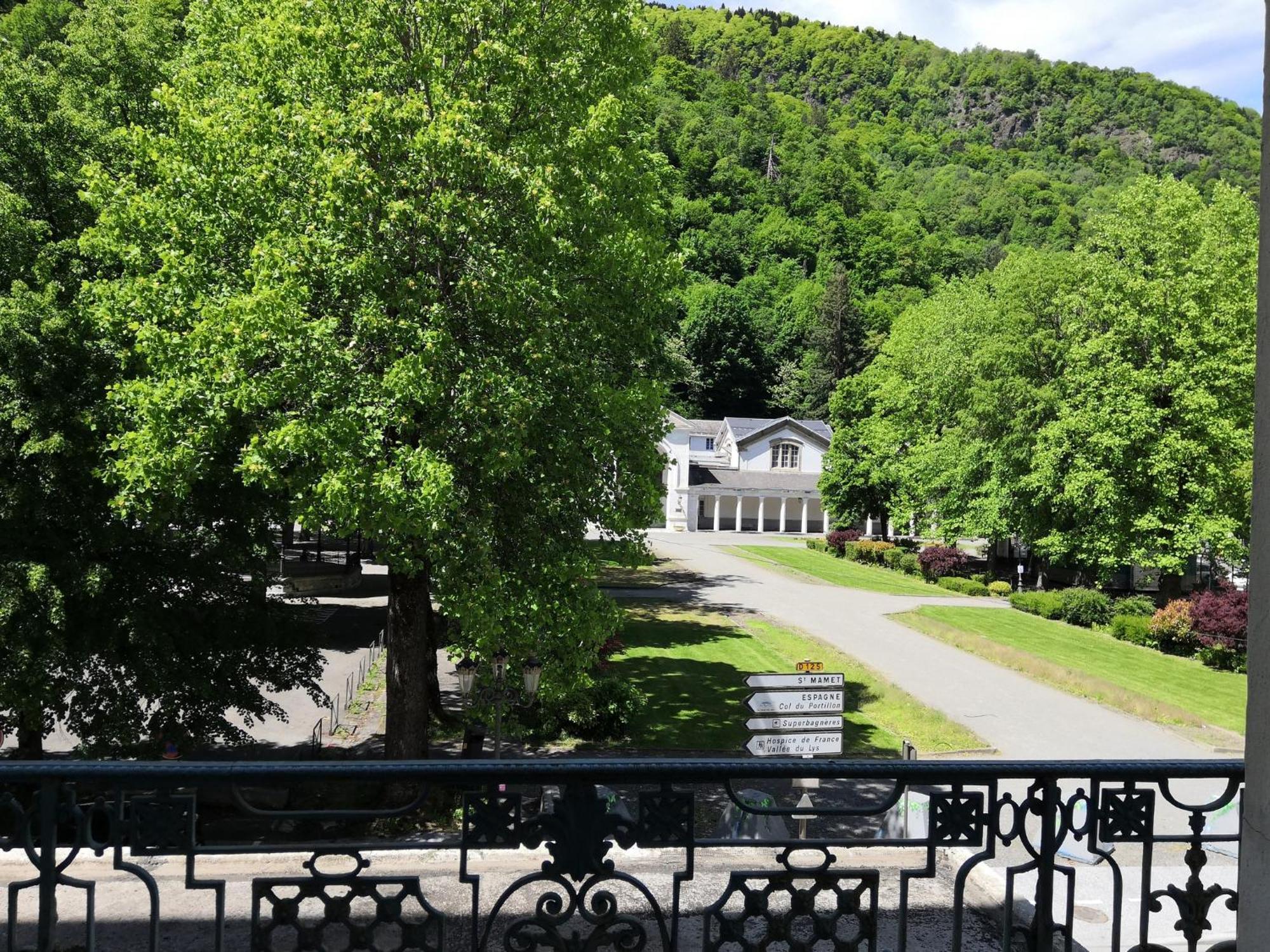 Royal Luchon Aparthotel Bagneres-de-Luchon Luaran gambar