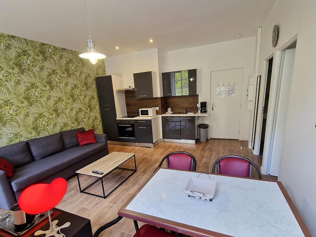 Royal Luchon Aparthotel Bagneres-de-Luchon Luaran gambar